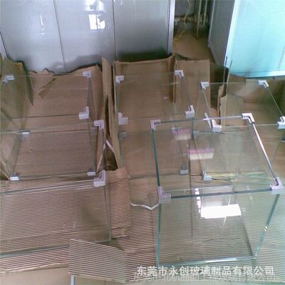 定制玻璃展示柜全指南 5mm/6mm超白玻璃与钢化玻璃罩加工要点